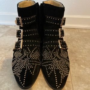 Woman fashion boots